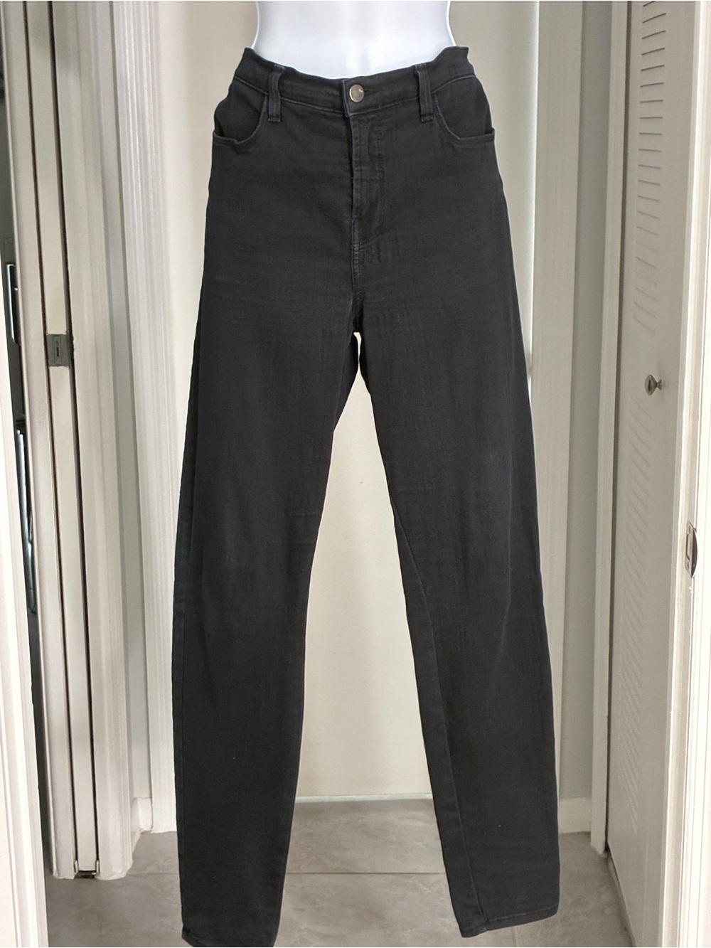 J Brand, Maria, Straight Leg Women’s Jeans in Black
